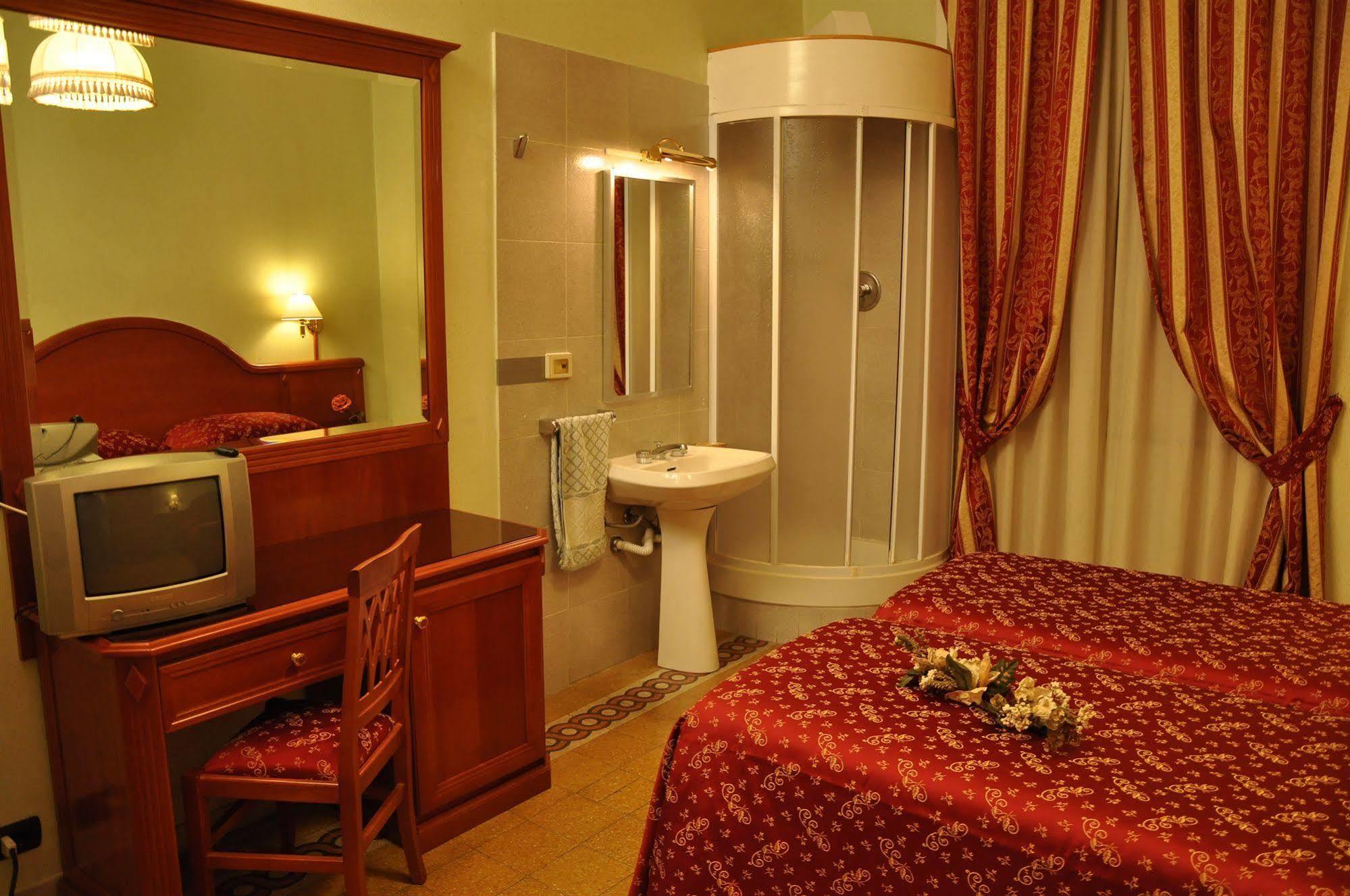 Albergo Sandra Roma Exterior foto