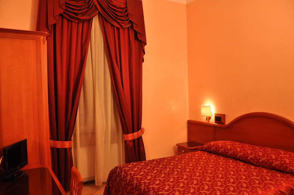 Albergo Sandra Roma Exterior foto